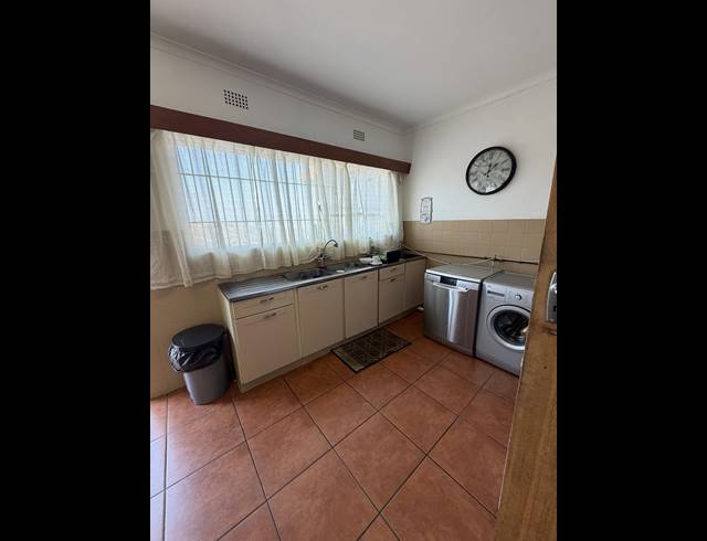 3 BEDROOM HOUSE FOR SALE IN RISANA